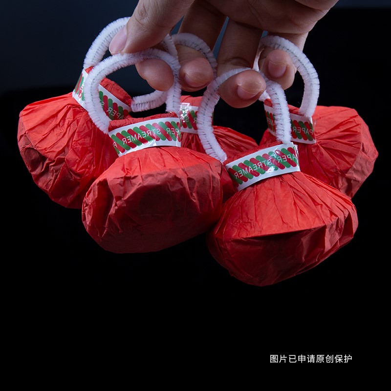 Hand throw color with spider silk pulling ring in hand thunder style Onion Heads Bar Atmosphere Dancing Walking Show Magic Props