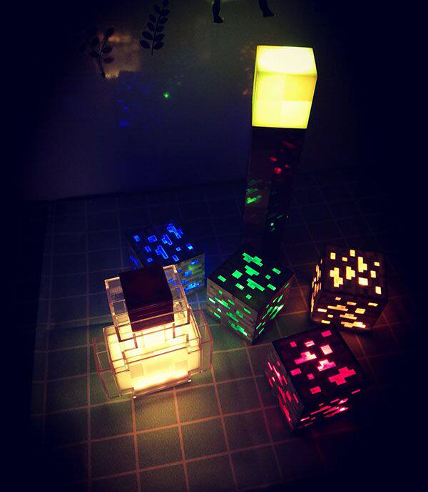 Minecraft我的遊戲周邊火炬火把可亮led燈創意世界紅藍礦燈夜燈