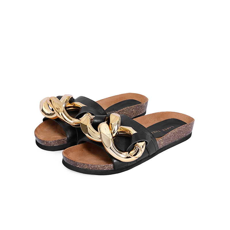 BlackLaberThree summer Versatile comfortable ma'am Wear out fashion High street Metal Clasp Flat bottom white sandals