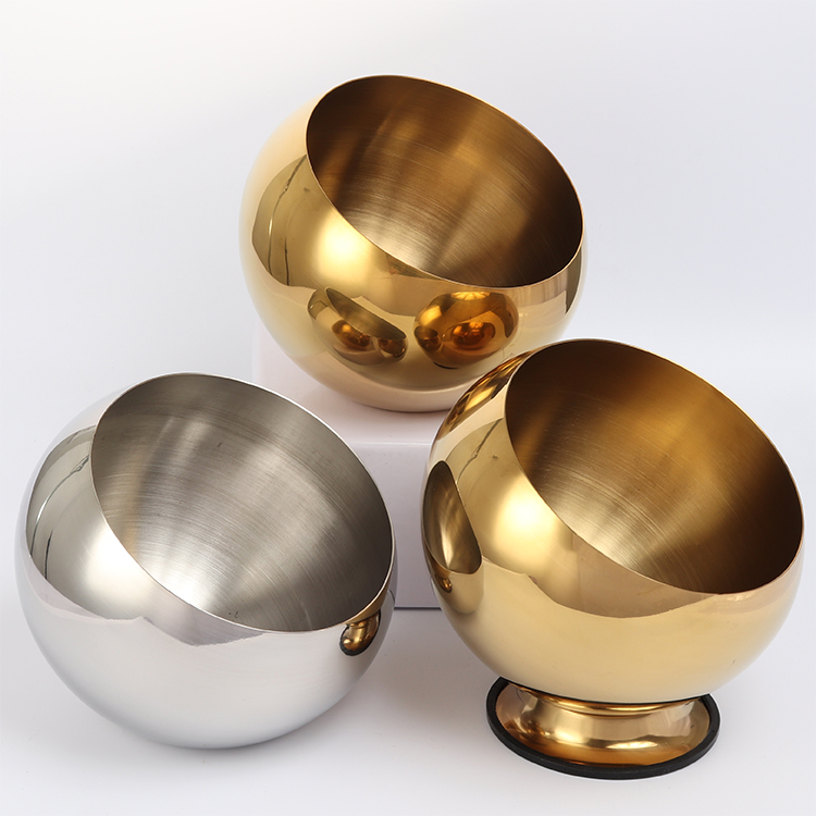 Stainless steel ashtray creative bar ktv special ashtray windproof fashion ashtray oblique mouth garbage bowl with lid