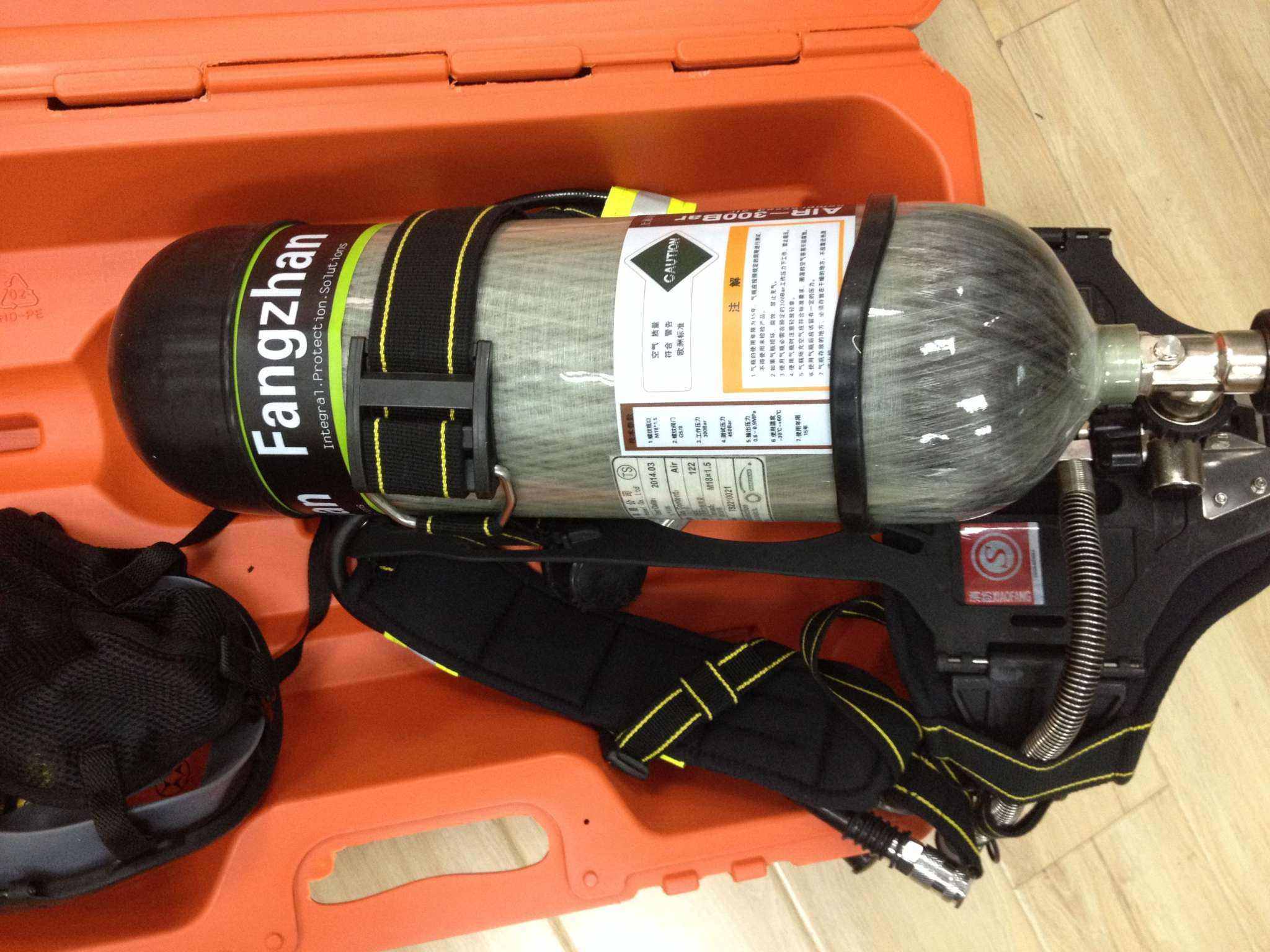 Fangzhan positive pressure air suction device RHZK6 8L electronic display mask forced 3C CCS new national standard