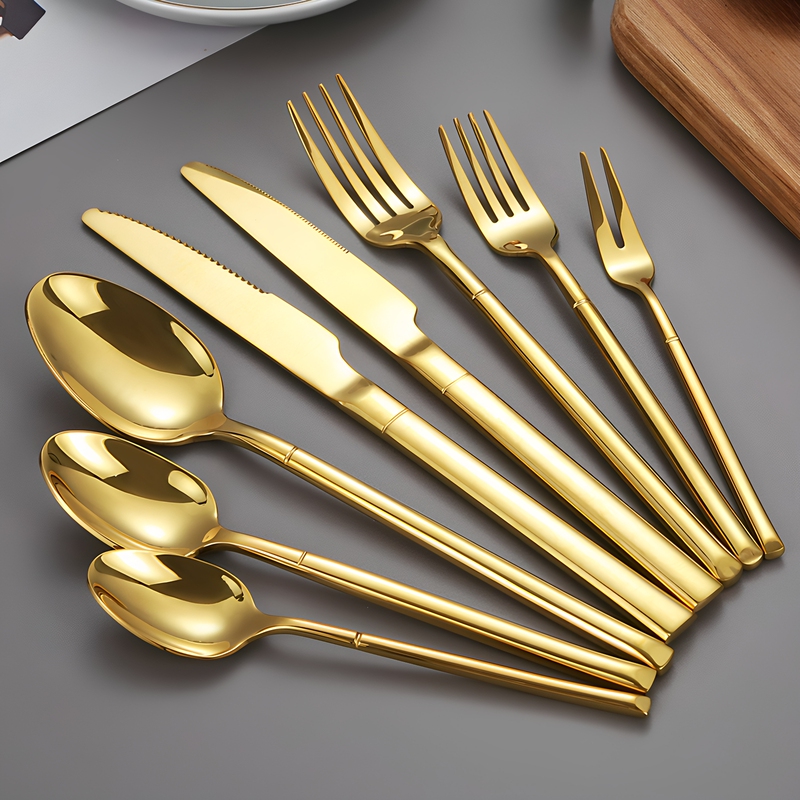 Knight Gold-Colored Western Steak Knife, Fork, and Spoon Three-Piece Set 304 Stainless Steel Hotel Restaurant Coffee Spoon Fruit Fork Knight Gold-Colored Western Steak Knife, Fork, and Spoon Three-Piece Set 304 Stainless Steel Hotel Restaurant Coffee Spoon Fruit Fork