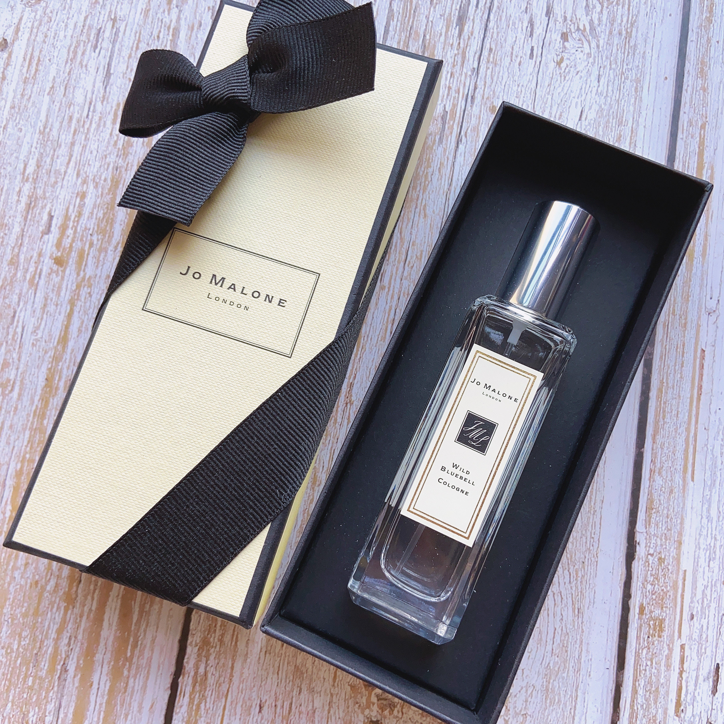 Korean free gift box Zumalong perfume Zumalong British pear and freesia sea salt sage blue wind chimes 30ml