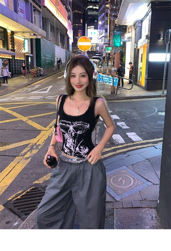 Модный летний кружевной топ с чашечками, красивая спина