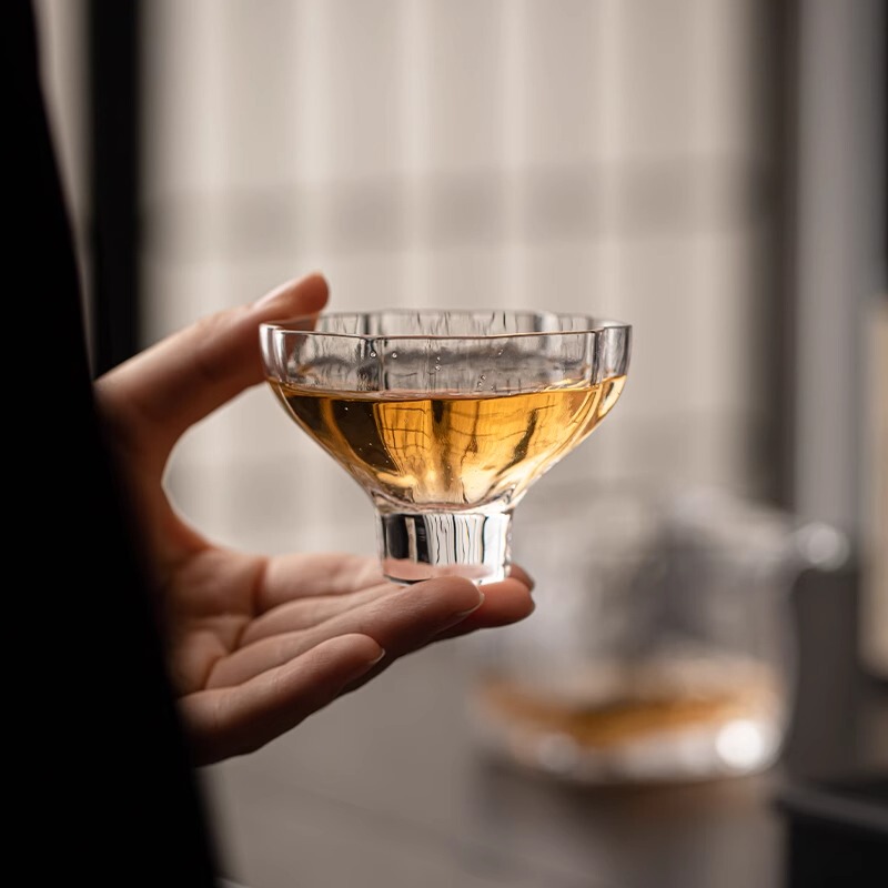 Tall-Footed Crystal Glass Tea Cup, Bubble Petal Tea Cup, Sake Soju Cup, Frosted High-End Scented Master Cup Tall-Footed Crystal Glass Tea Cup, Bubble Petal Tea Cup, Sake Soju Cup, Frosted High-End Scented Master Cup
