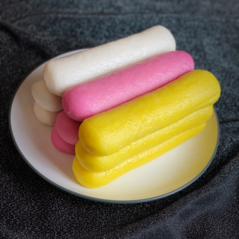 Guangxi Lingshan specialty snack powder Li Gantang is now making rice cakes New Year's food water mill pure handmade vacuum water soaked cake