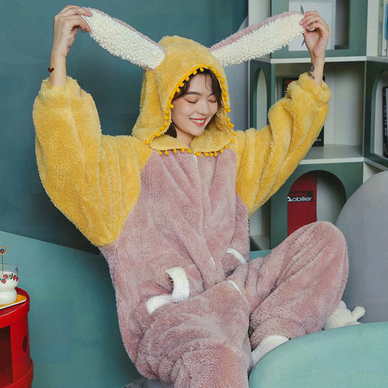 Winter pajamas women's 2022 new winter style coral fleece thickened plus velvet can be worn outside in autumn and winter cute home clothes