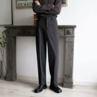 Темно-серый