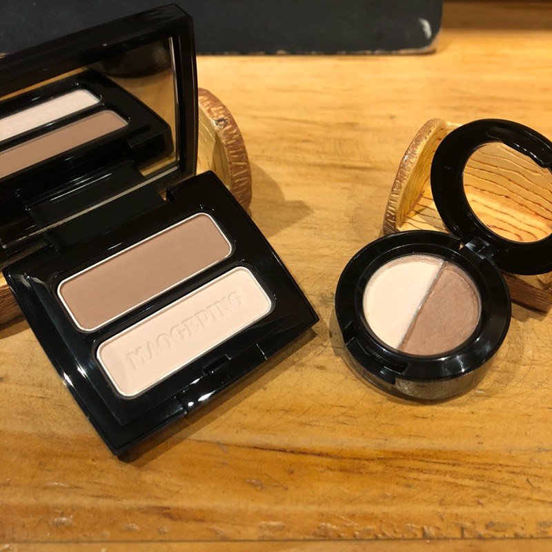 Gross Gopin Three-dimensional Bicolor Nose Shadow Powder Split Natural Repo Stereo Disc New Hands Beginner Gift Brush With Brush