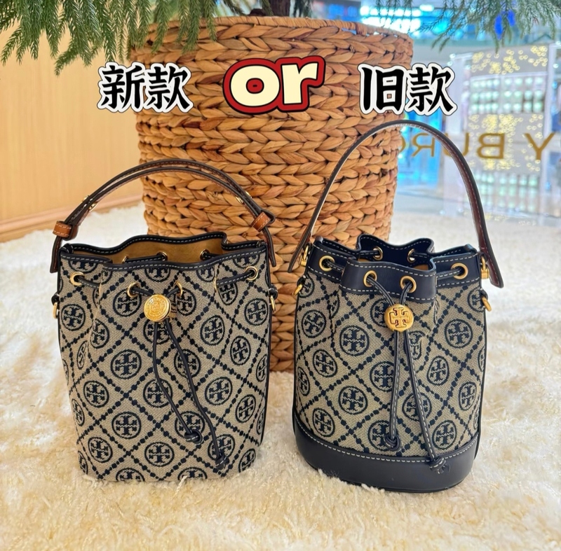【Authenticity Guaranteed】Tory Burch Tb Monogram Monogrammed Bucket Bag Crossbody Bag Women's Bag 【Authenticity Guaranteed】Tory Burch Tb Monogram Monogrammed Bucket Bag Crossbody Bag Women's Bag