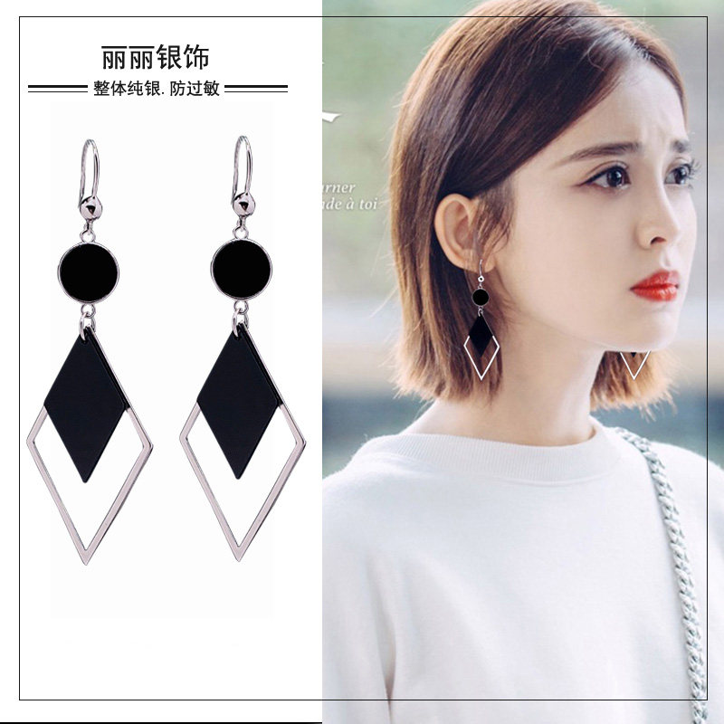 Earrings female Korean temperament net red rhombus S925 whole body sterling silver hypoallergenic earrings 2023 new trendy earrings