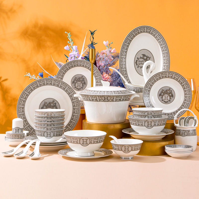 Hermès Bone China Dinnerware Set Jingdezhen Ceramic Bowls and Plates Combination Household Ceramic Tableware Chinese Style Gift