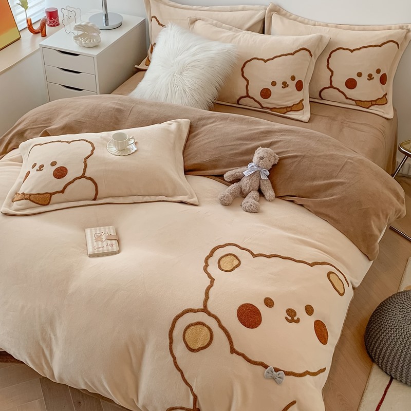 Palate Lovers Winter Thickening Baby Flannel Cartoon Four Pieces Of Milk Suede Double Sided Coral Suede Children Bed Linen Quilt