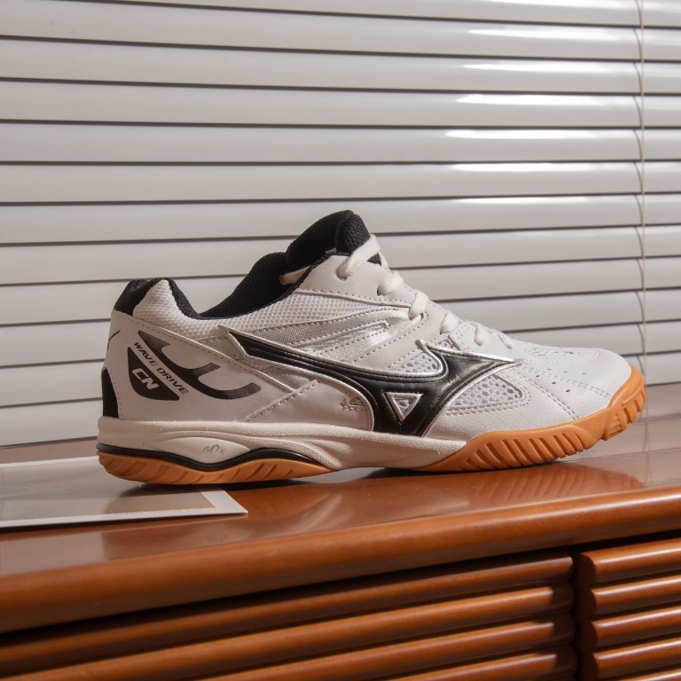 Mizuno Table Tennis Shoes for Men and Women, Professional Non-Slip Cushioning Table Tennis Shoes Mizuno Table Tennis Shoes for Men and Women, Professional Non-Slip Cushioning Table Tennis Shoes