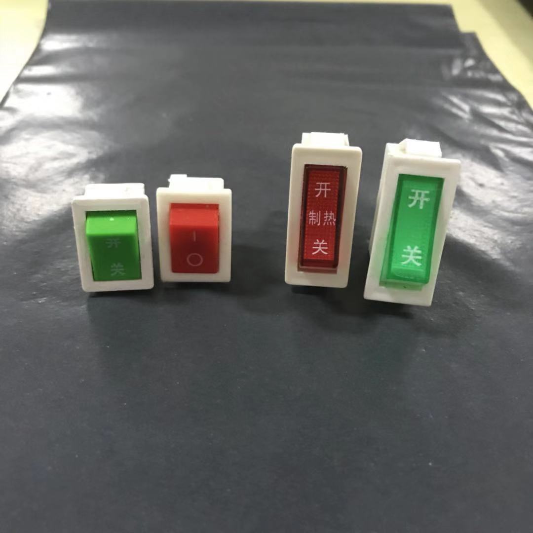 Drinking water mechanism heating and cooling switch