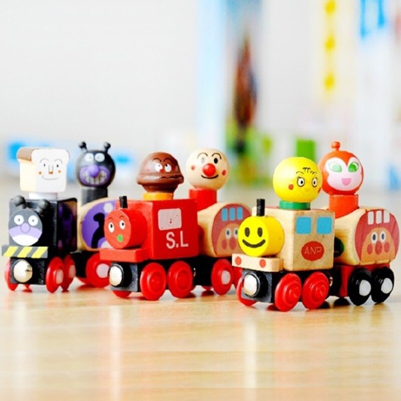 Bread Superman Wooden Magnetic Tug Lara Small Train Children Fun Puppet Toy Classic Orbital Building 2 years old