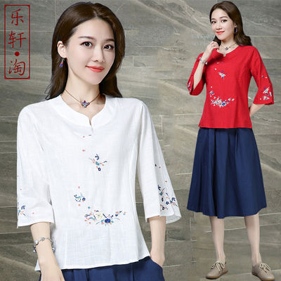 High-end cotton and linen women's clothing with ethnic style, linen summer wear, Chinese-style three-quarter sleeve T-shirt for mothers, and Chinese-style retro top for women