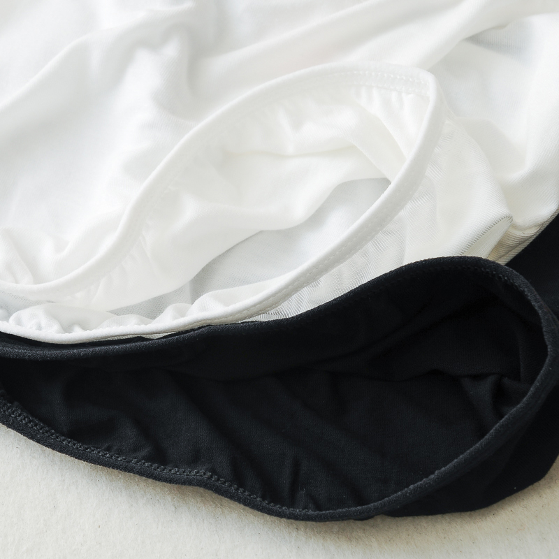 Phương thức nữ sinh viên màu đen đáy chống ánh sáng ống ngắn đầu bọc ngực đồ lót sexy có thể được đeo với dây đeo vai