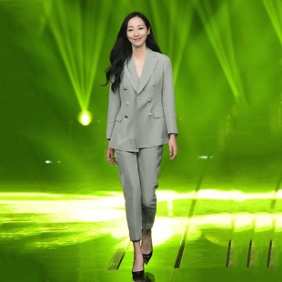 韩素高端女装 小香风职业两件套