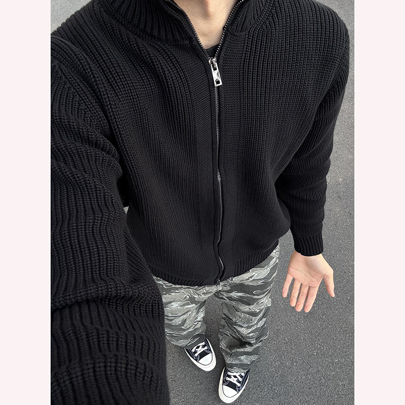 Black Zip-Up Cardigan Sweater for Men, Autumn and Winter Style, Half-High Collar, Trendy Knitwear, American Style, Cool and Warm Jacket