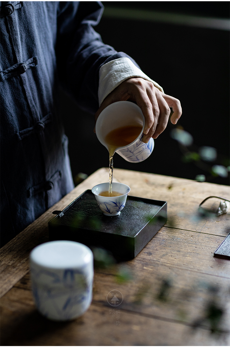 Vegetation school white porcelain hand - made caddy fixings wake receives ceramic tea store receives little black tea pu 'er tea storehouse to wake