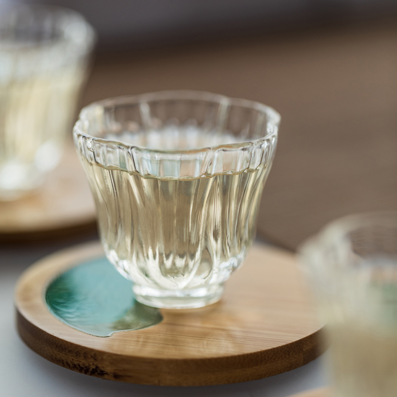 Vegetation school Japanese heat - resistant glass tea cup sample tea cup glass tea cup fragrance - smelling cup bowl kung fu tea set