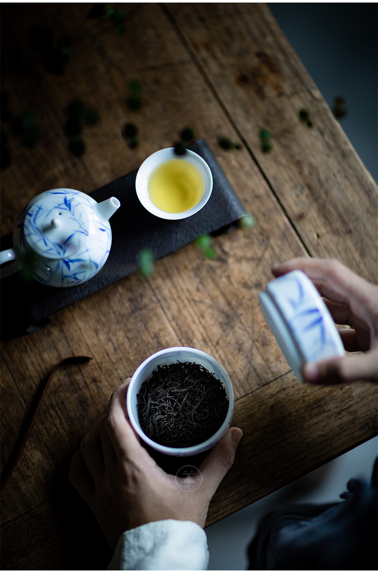 Vegetation school white porcelain hand - made caddy fixings wake receives ceramic tea store receives little black tea pu 'er tea storehouse to wake