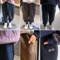Beauty City girls loose version of sweater pants in big childrens trousers in 2020 winter new one - piece thickened