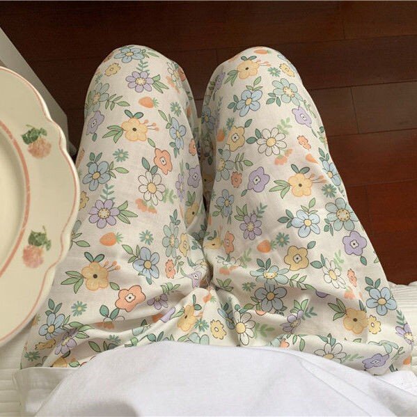 Embrace the summer Korean version of the new small floral print spring and autumn thin casual cropped pants high-rise pajamas wide-leg pants women