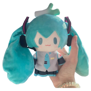 初音未来fufu顶毛绒公仔书包挂件玩偶周边送女友生日礼物可爱冬日