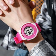 Наручные часы 电子手表男款青少年初中学生儿童男生女孩运动防水游泳数字显示 Coobos