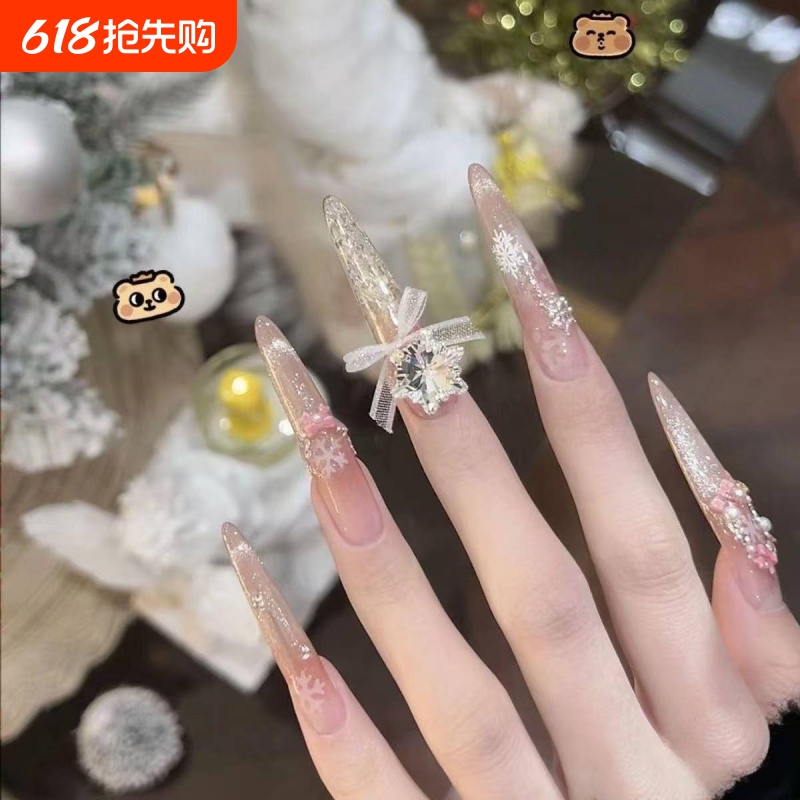 Purely Handmade Christmas High-End Snowflake Luxury Nail Art, Wearable Nails with Bowknot, Ice-Crushed Vibe, Long Fake Nails Purely Handmade Christmas High-End Snowflake Luxury Nail Art, Wearable Nails with Bowknot, Ice-Crushed Vibe, Long Fake Nails