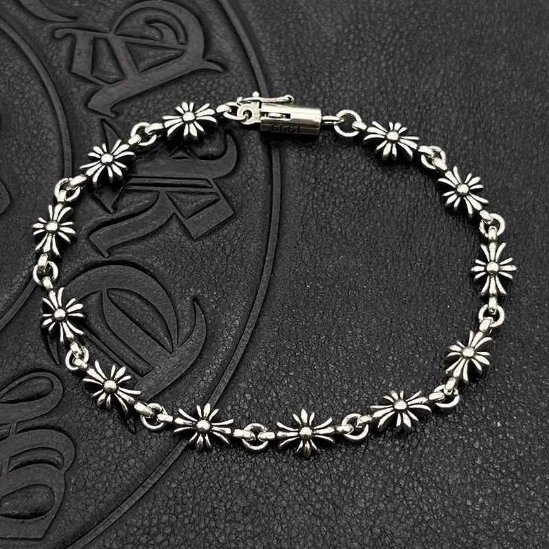 Crow Heart Cross Bracelet European and American Hip-Hop Exquisite Light Luxury Niche Retro Cross Flower Unisex Personalized Bracelet Crow Heart Cross Bracelet European and American Hip-Hop Exquisite Light Luxury Niche Retro Cross Flower Unisex Personalized Bracelet