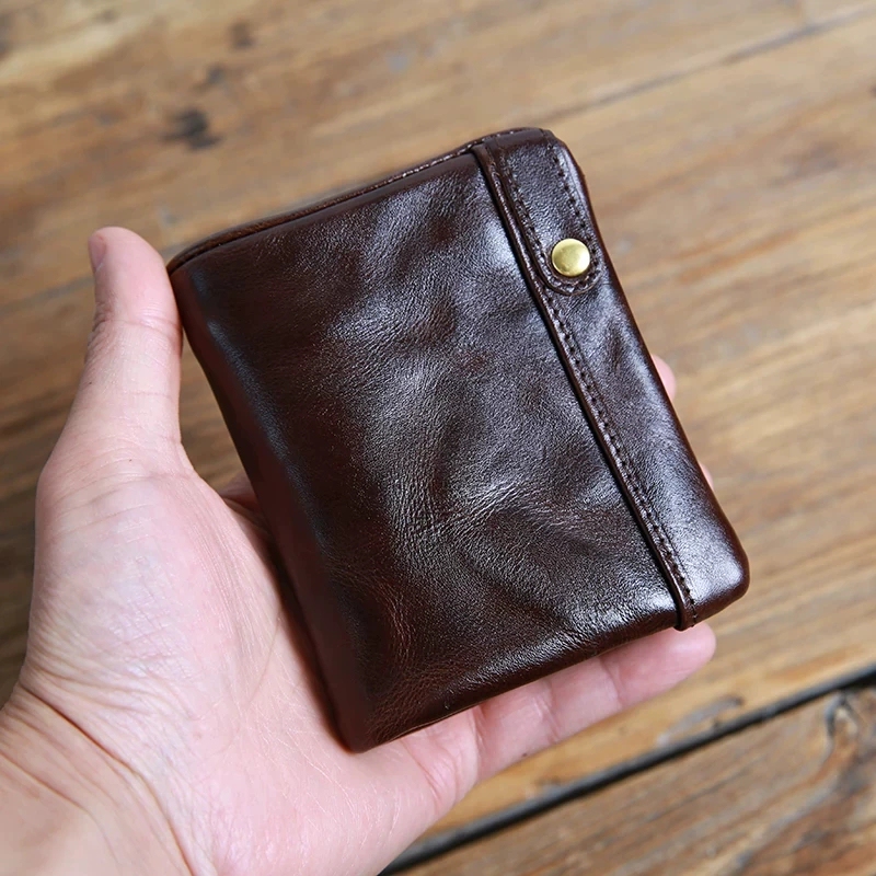 High-End Genuine Leather Wallet, Short Style for Men and Women, Small Card Holder, First-Layer Cowhide, Lightweight Wallet, Vintage Vegetable-Tanned Leather Coin Purse High-End Genuine Leather Wallet, Short Style for Men and Women, Small Card Holder, First-Layer Cowhide, Lightweight Wallet, Vintage Vegetable-Tanned Leather Coin Purse