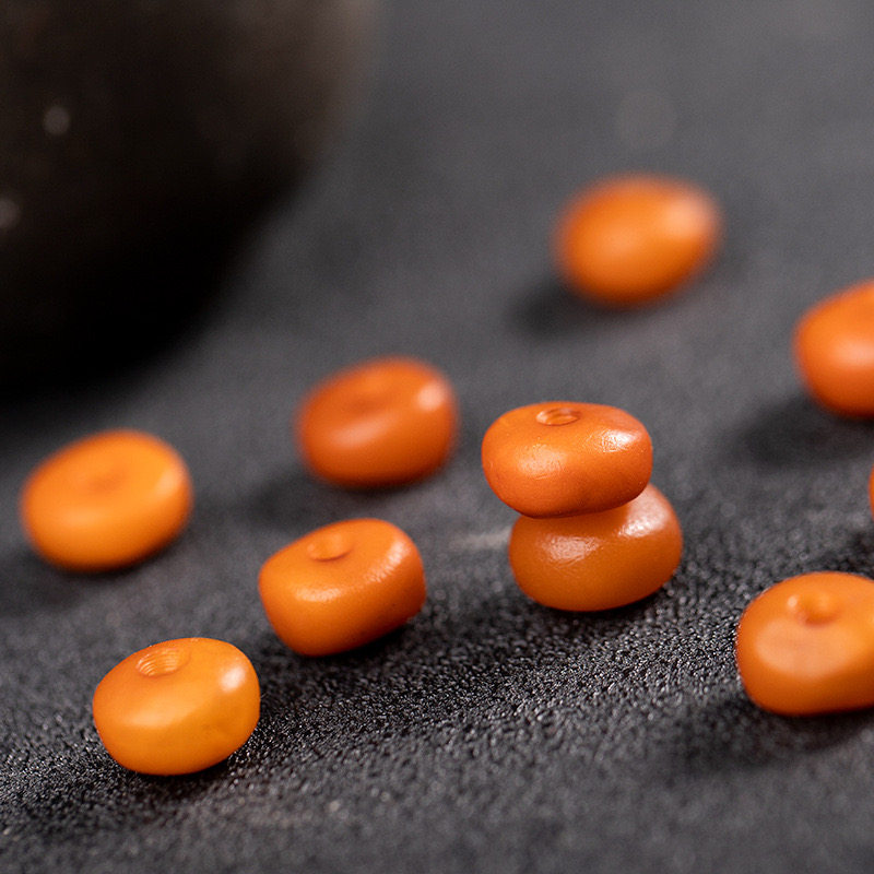 张老师老蜜蜡古董锁骨链：穿越时光的瑰宝，你值得拥有的时尚单品✨