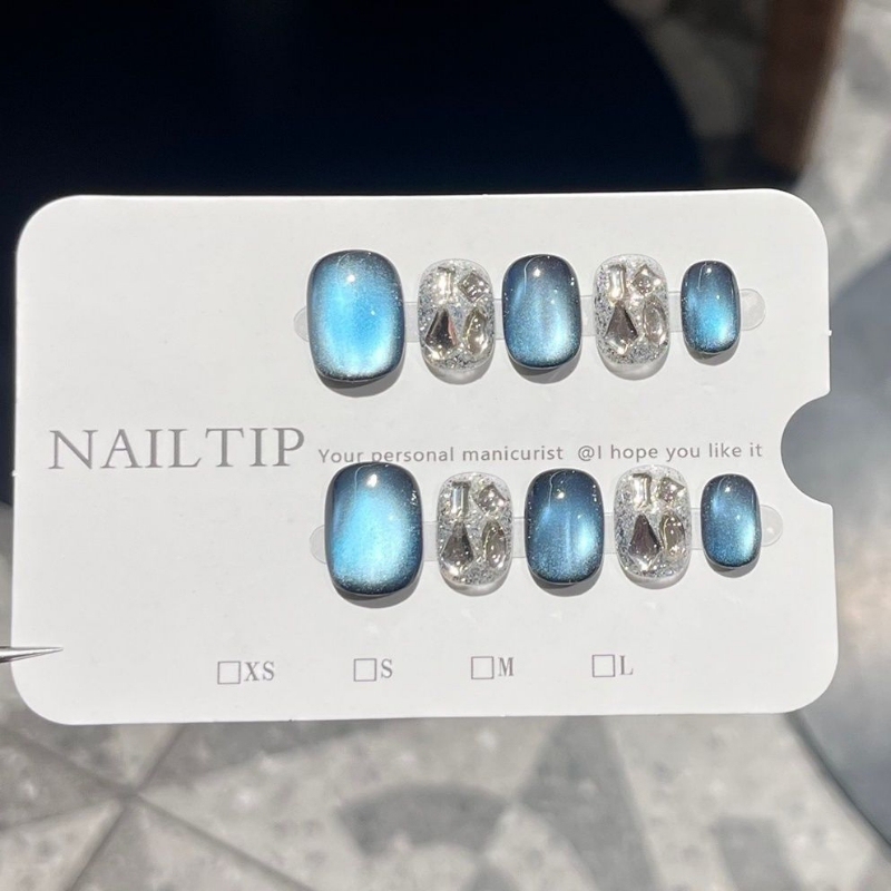 Purely Handmade Ocean-Themed Wearable Nails with a Gentle Temperament, Blue Short Style, Cat-Eye Effect, Brightening Effect, High-End New Model