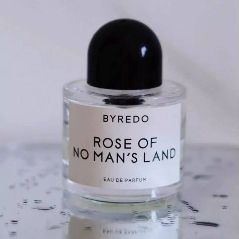 Spot no man's land rose super cedar inflorescence white romantic fragrant fragrance long-lasting fragrance fragrance