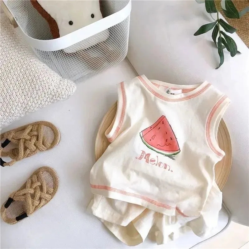 <!--婴儿衣服夏季薄款洋气背心短裤分体两套装一2周岁男孩女宝宝夏装-->