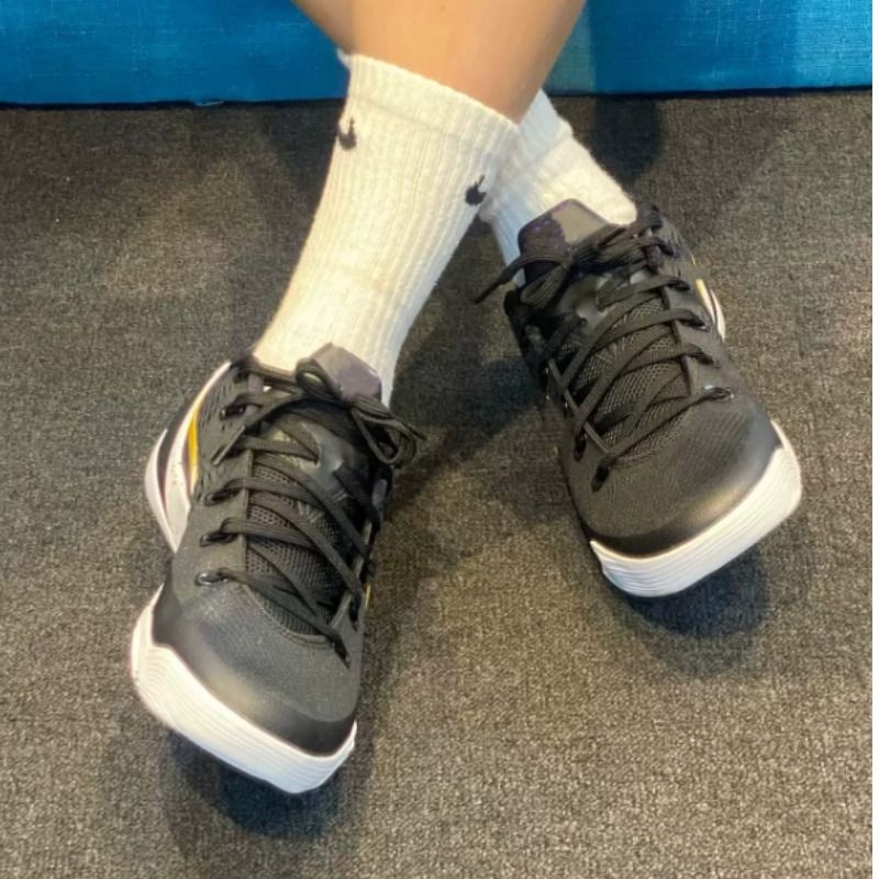 In-Stock Kobe 9 White and Purple Low-Top Basketball Shoes for Men and Women, Non-Slip, Wear-Resistant, Breathable, Casual Outdoor Sports Shoes
