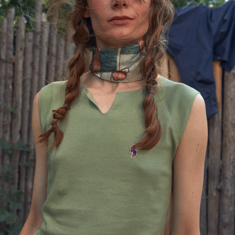 Juriho Free Dressing | Cotton and Linen Blend Airy Parrot Embroidered Casual Vest Sleeveless Top