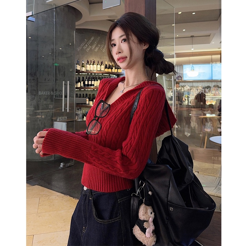 Christmas Retro Red Cable-Knit V-Neck Hooded Sweater for Women, Autumn and Winter, Petite Size, Waist-Cinching, Short Style