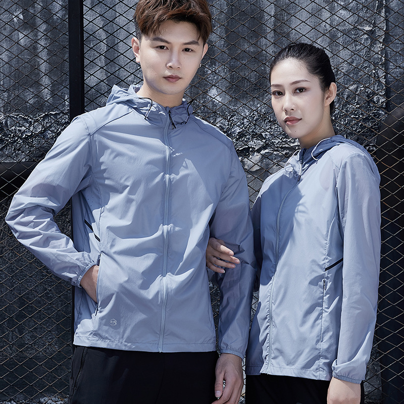 Brand summer outdoor sunscreen clothing men's anti-UV skin clothing couple mountaineering elastic sports windbreaker sunscreen clothing