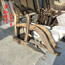 Folk old objects Old plow farming old wooden plow Ancient agricultural tools Single plow film and television props Farm house ornaments
