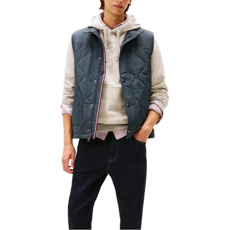 Th Tommy Comfortable and Versatile Fashion Quilted Field Vest Men's Windproof Waterproof Padded Vest Old Money Style Th Tommy Comfortable and Versatile Fashion Quilted Field Vest Men's Windproof Waterproof Padded Vest Old Money Style