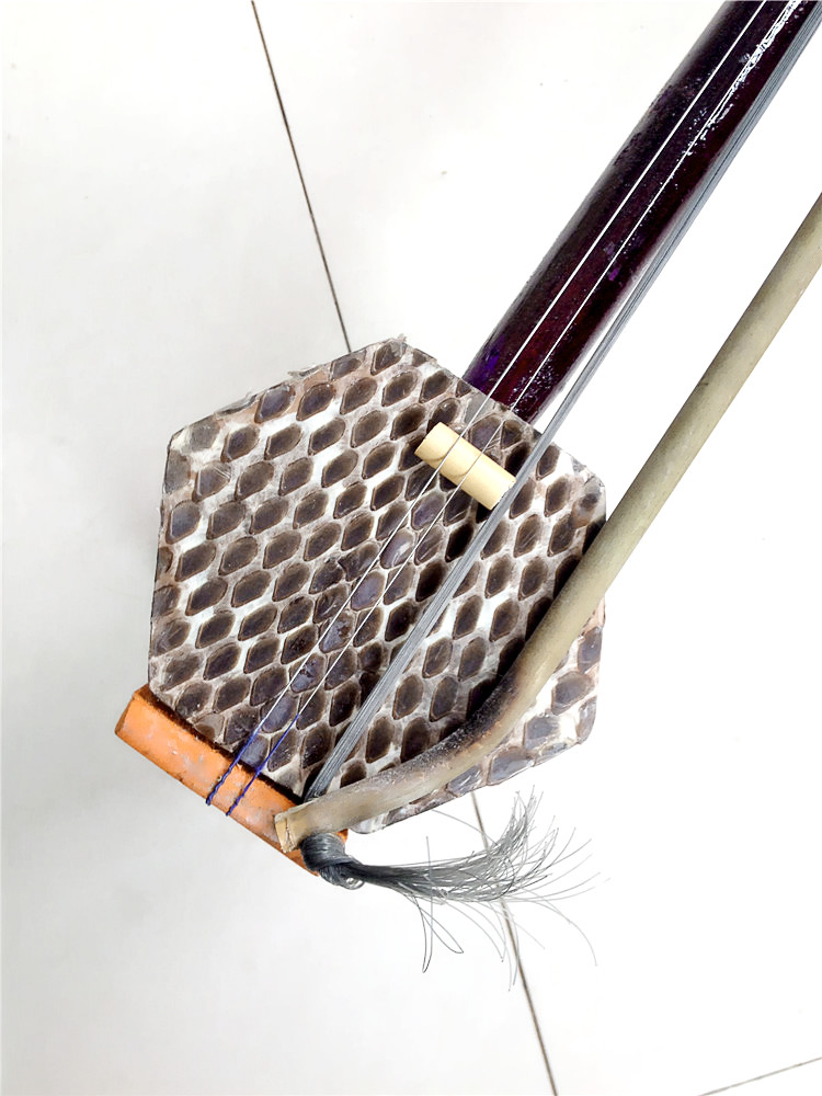 Nhà máy trực tiếp vận chuyển giả gỗ gụ lục giác đàn nhị với nylon cung nhạc cụ quốc gia người mới bắt đầu gửi túi bán - Nhạc cụ dân tộc đàn bầu