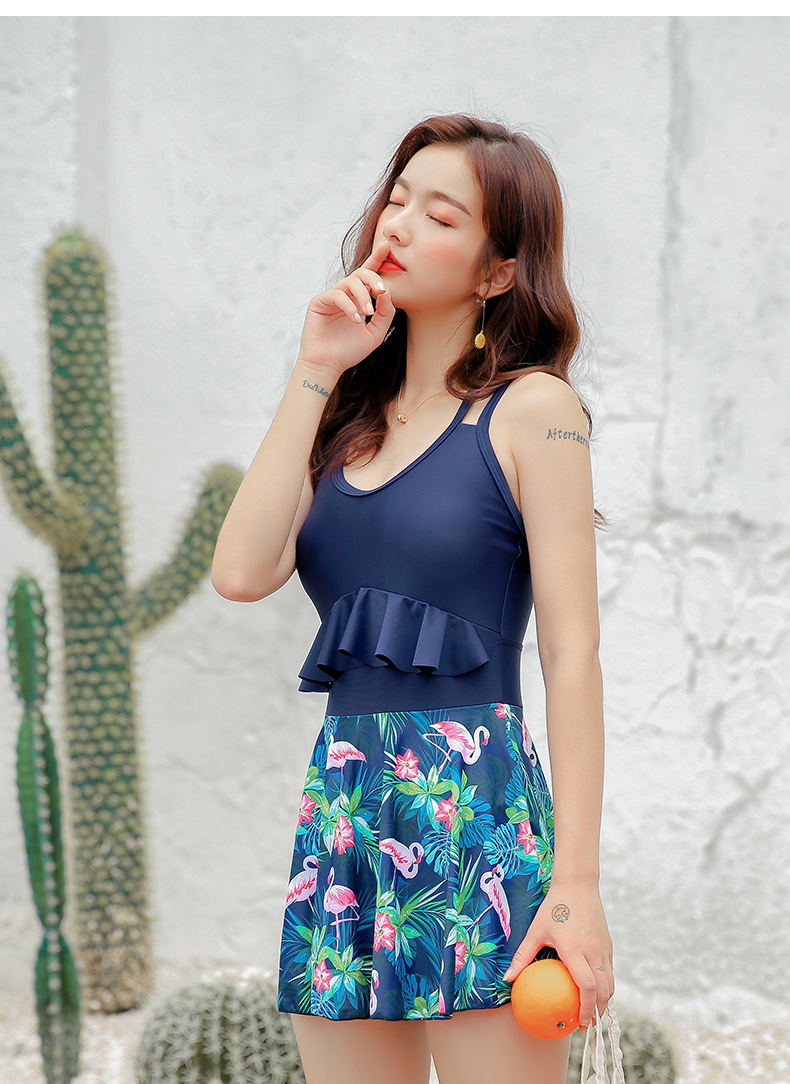 Áo tắm nữ bảo thủ một mảnh kiểu váy bụng sinh viên Hàn Quốc ngực nhỏ tụ tập mỏng nhỏ tươi mát áo tắm nữ mới - Bộ đồ bơi One Piece đồ bơi một mảnh
