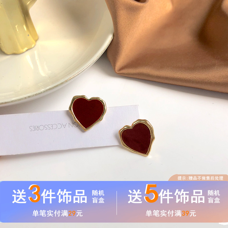 S925 silver needle sweet and irregular love heart earrings with a small crowdwine red earthen drop oil 123-Taobao
