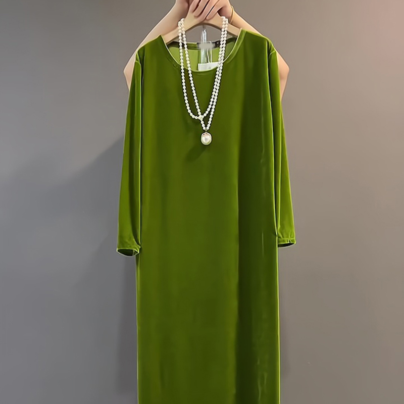 European Heavy-Duty Early Autumn and Winter 2026 New Women's Fashion Velvet Dress with a High-End Feel and Beautiful Outfit Top