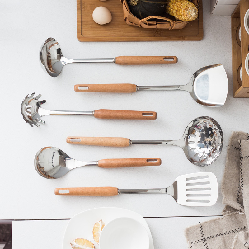 Kitchen wooden handle stainless steel spatula noodle spoon noodle artifact Creative household cooking shovel rice porridge spoon Kitchenware cookware