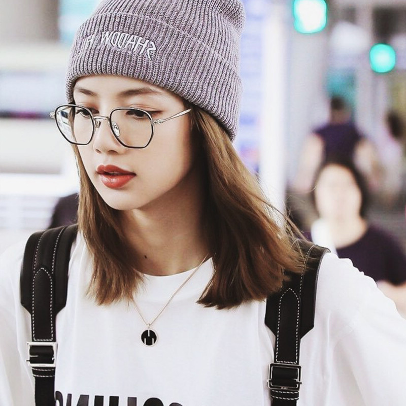 lisa with the same computer anti-blue light male and female students black frame vegan face myopia with a degree of thin gold silk-Eye frames